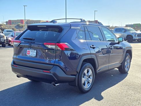 Used 2025 Toyota RAV4 XLE image 5