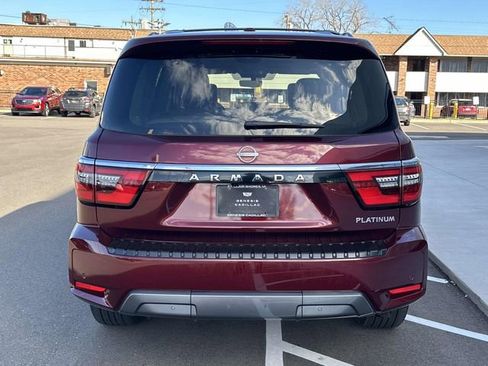 Used 2023 Nissan Armada Platinum w/ Captain's Chairs Package AWD/4WD image 37