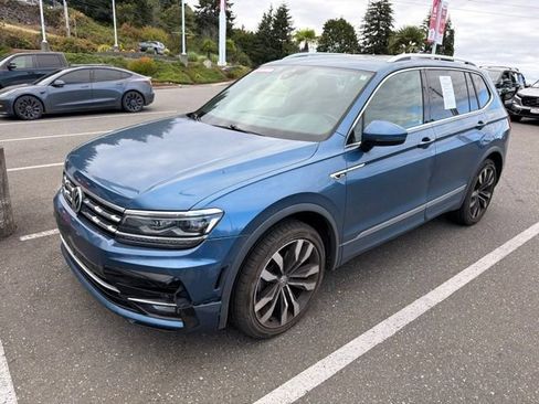 Used 2020 Volkswagen Tiguan SEL Premium R-Line AWD/4WD image 2