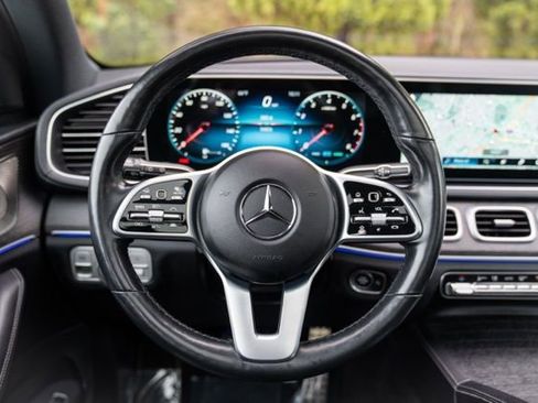 Used 2022 Mercedes-Benz GLS 580 4MATIC image 31