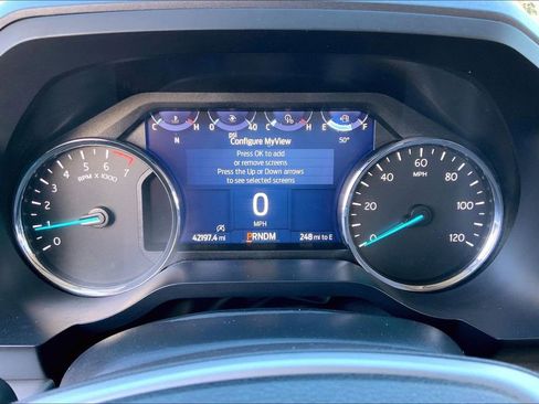 Used 2024 Ford Expedition XLT image 10