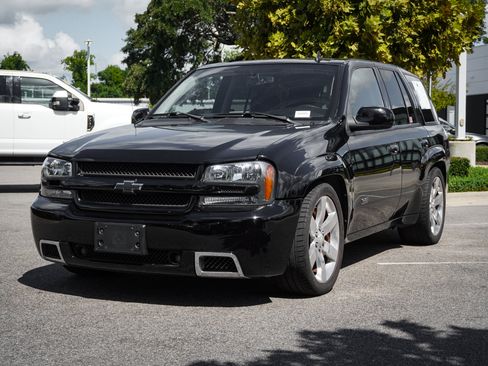 Used 2008 Chevrolet TrailBlazer SS w/ Sun And Sound Package RWD image 5