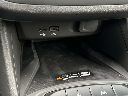 Used 2026 Buick Envista Preferred w/ Convenience I Package image 22