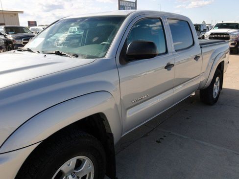 Used 2013 Toyota Tacoma 4x4 Double Cab w/ SR5 Pkg image 8