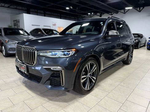 Used 2021 BMW X7 M50i image 5