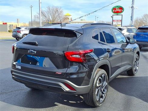 New 2026 Chevrolet Trax RS image 3