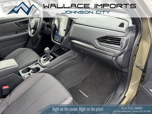 Used 2025 Subaru Forester Premium w/ Convenience Package #2 image 39