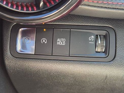 Used 2025 Chevrolet Equinox RS w/ Convenience Package III FWD image 29