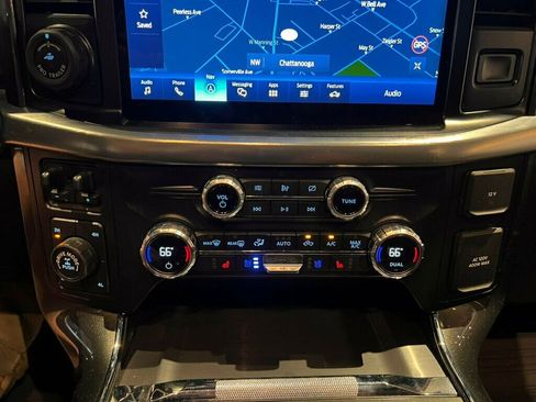 Used 2021 Ford F150 Lariat image 17