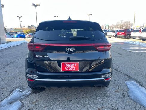 Used 2020 Kia Sportage LX image 4