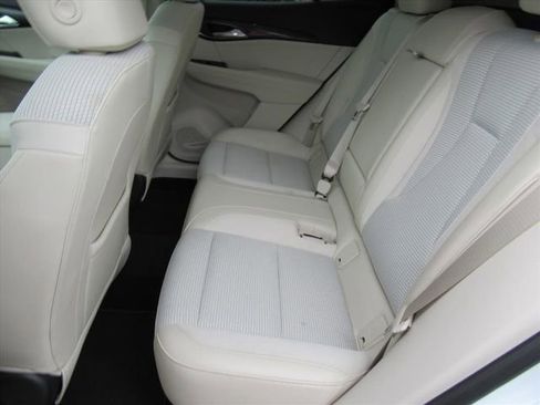 Used 2021 Buick Envision Preferred image 25