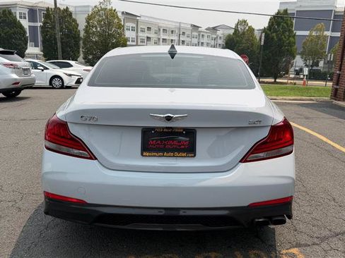 Used 2020 Genesis G70 2.0T Sport RWD image 9