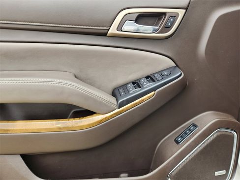 Used 2017 GMC Yukon XL Denali w/ Open Road Package image 22