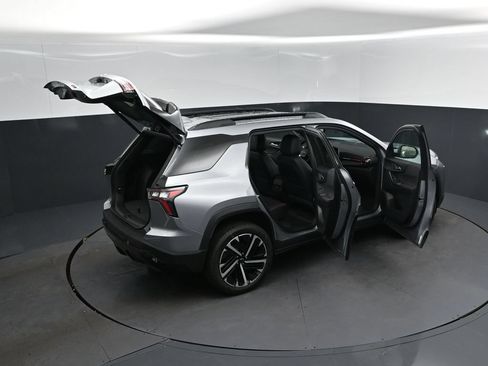 New 2026 Chevrolet Equinox RS w/ Convenience Package III FWD image 44