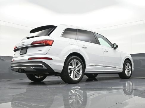 Used 2023 Audi Q7 3.0T Prestige AWD/4WD image 27