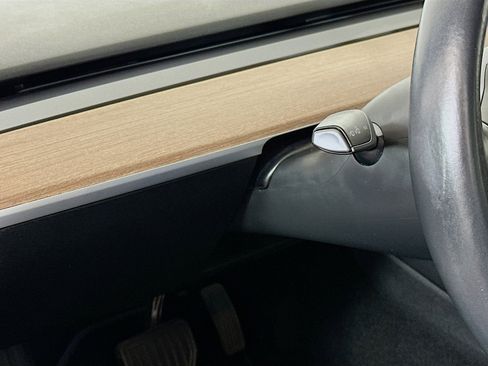 Used 2018 Tesla Model 3 Long Range image 16