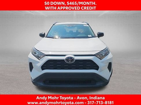 Used 2019 Toyota RAV4 LE FWD image 3