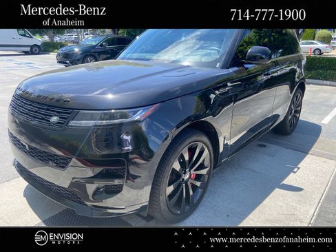 Used 2025 Land Rover Range Rover Sport Dynamic SE AWD/4WD image 1