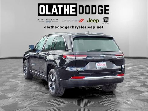 Used 2024 Jeep Grand Cherokee Limited 4xe AWD/4WD image 4