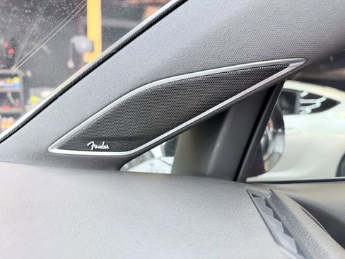 Used 2016 Volkswagen Golf 4-Door image 18