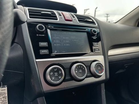 Used 2016 Subaru Crosstrek 2.0i Premium image 19