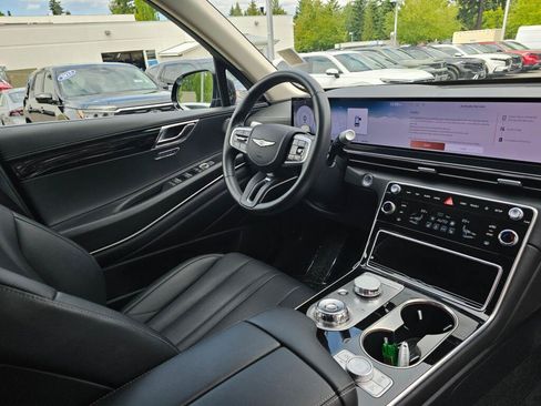 Used 2025 Genesis GV80 2.5T Standard AWD/4WD image 10