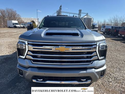 Used 2024 Chevrolet Silverado 3500 High Country w/ High Country Premium Package image 46