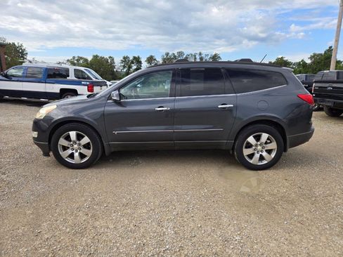 Used 2009 Chevrolet Traverse LTZ AWD/4WD image 5