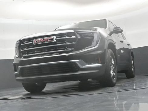 Used 2025 GMC Acadia Elevation FWD image 47