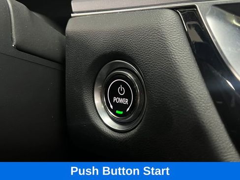 Used 2024 Cadillac Lyriq Tech image 21