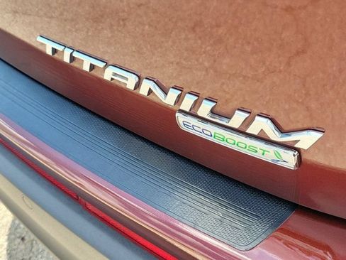 Used 2015 Ford Edge Titanium w/ Technology Package FWD image 7