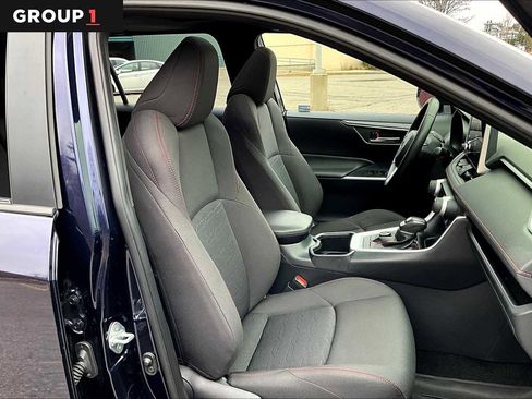 Used 2024 Toyota RAV4 SE w/ Weather & Moonroof Package image 8