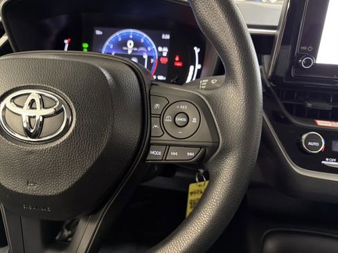 Used 2026 Toyota Corolla LE image 30