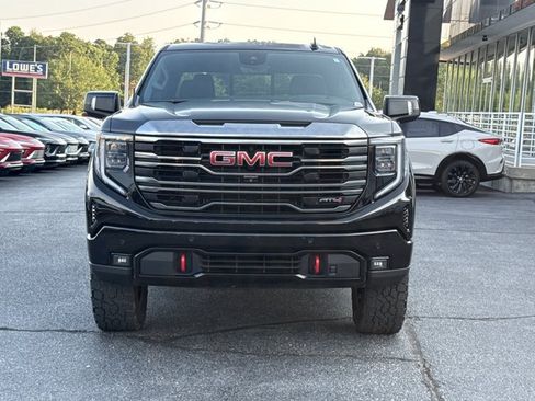 Used 2023 GMC Sierra 1500 AT4 w/ AT4 Premium Package AWD/4WD image 15