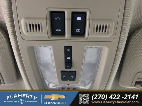 Used 2016 Cadillac SRX Luxury image 34