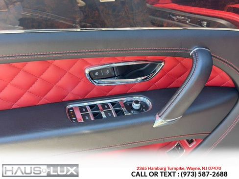 Used 2017 Bentley Bentayga AWD/4WD image 20