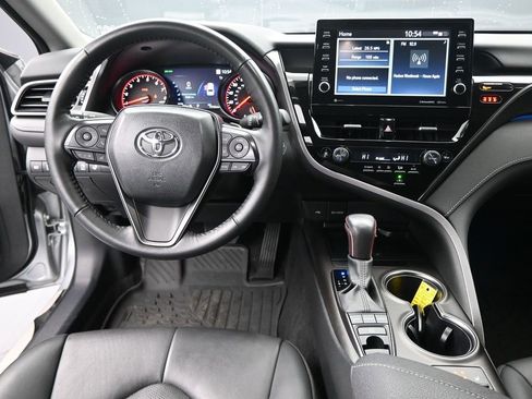 Used 2024 Toyota Camry XSE image 12