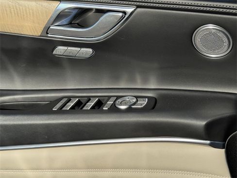 Used 2024 Genesis GV80 2.5T image 25