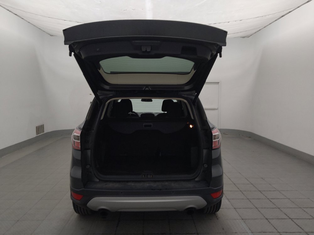Used 2017 Ford Escape SE w/ Equipment Group 201A FWD image 29