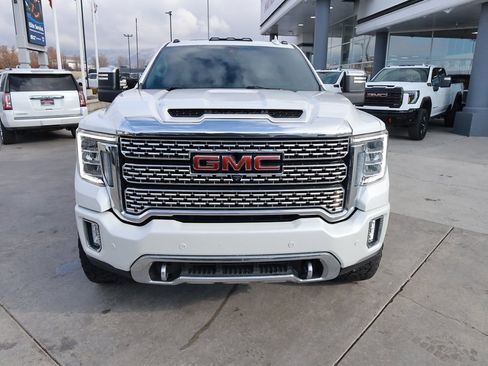 Used 2021 GMC Sierra 3500 Denali w/ Denali Ultimate Package image 9