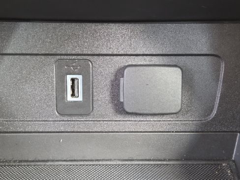 Used 2017 Ford Escape S FWD image 4
