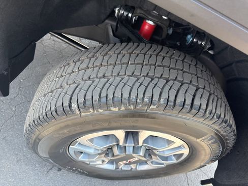 New 2025 GMC Sierra 3500 SLT w/ SLT Convenience Package image 7