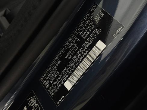 Certified 2026 Volvo XC60 B5 Plus w/ Climate Package AWD/4WD image 37