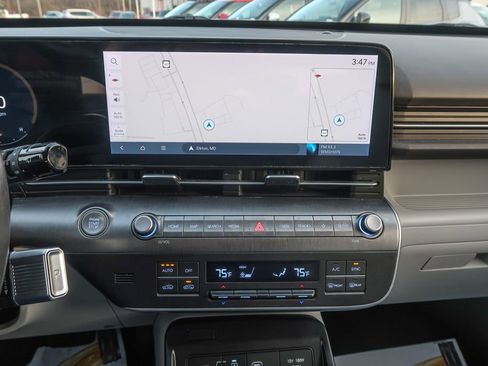 Used 2024 Hyundai Kona SEL w/ Convenience Package image 34