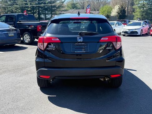 Used 2016 Honda HR-V EX image 10