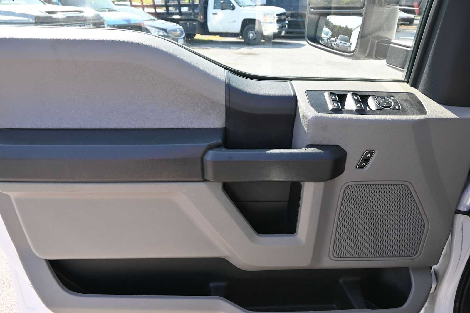 Used 2021 Ford F350 XL w/ Power Equipment Group AWD/4WD image 23