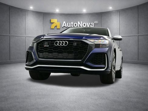 Used 2022 Audi RS Q8 w/ Luxury Package image 39