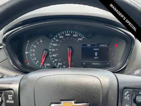 Used 2022 Chevrolet Trax LT w/ Driver Confidence Package AWD/4WD image 20