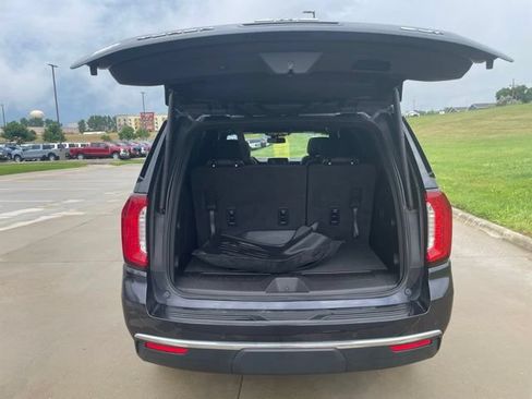 Used 2023 GMC Yukon SLT AWD/4WD image 19