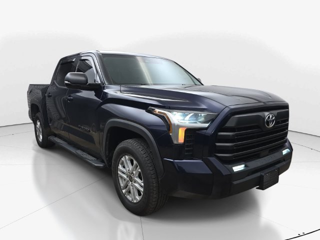 Used 2023 Toyota Tundra SR5 w/ SR5 Premium Package AWD/4WD image 3